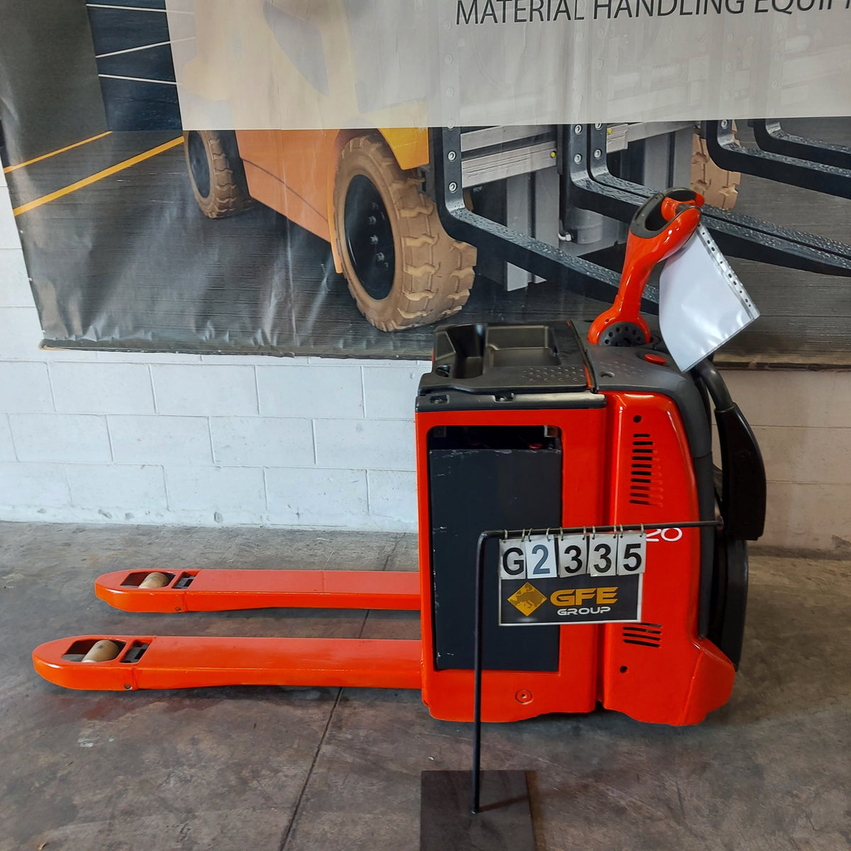 Linde T20 AP usato 2017 - transpallet elettrico con pedana - foto 1