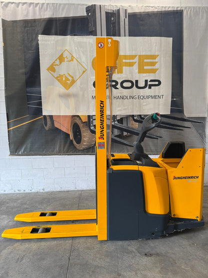 Jungheinrich ERC 212 usato 2015 - stoccatore elettrico con pedana - foto 8