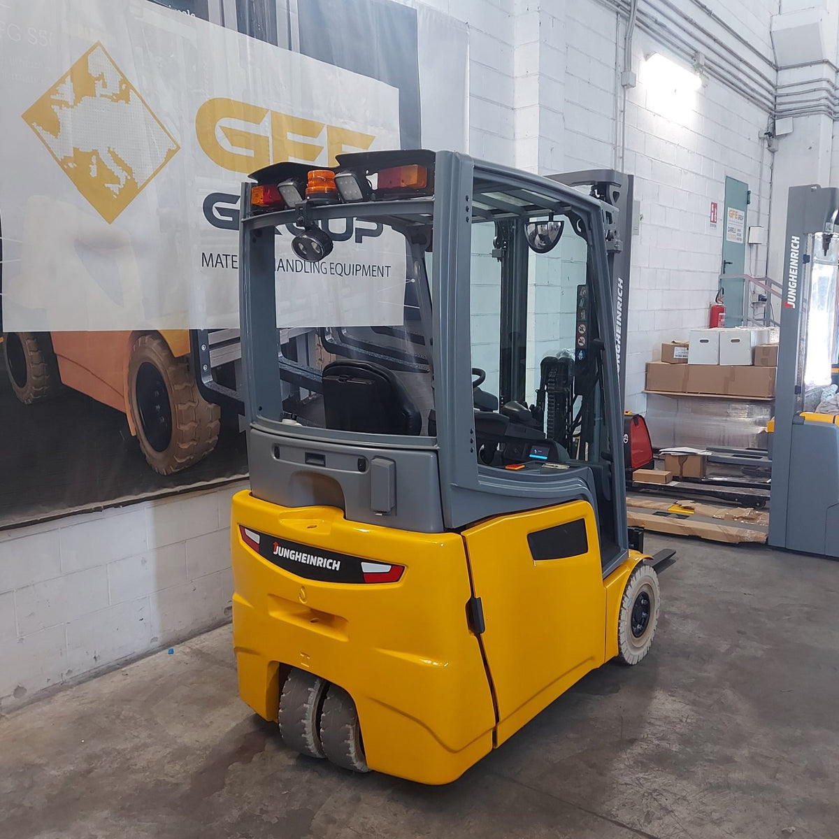 Jungheinrich EFG 216k usato 2021 - carrello elevatore elettrico - foto 2