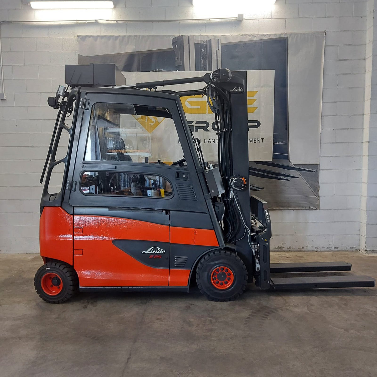 Linde E25HL-01 usato 2020 - carrello elevatore elettrico - foto 1