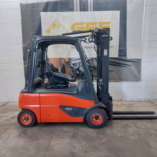 Linde E20PL-02 usato 2019 - carrello elevatore elettrico, vista laterale