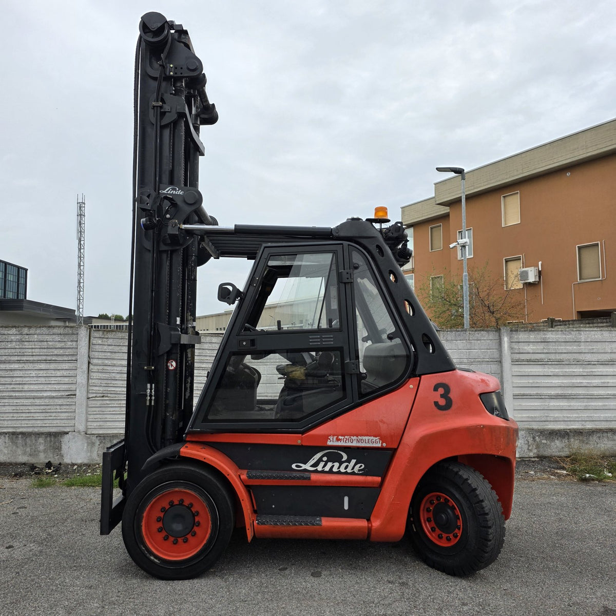 Linde H70D-01 usato 2010 - carrello elevatore diesel - foto 1