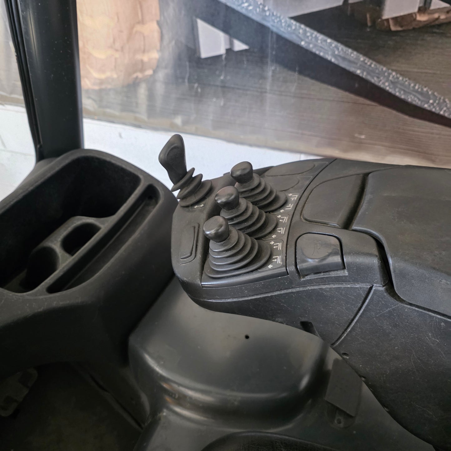 Linde E16c - Anno: 2016 - Carrello Elevatore Frontale